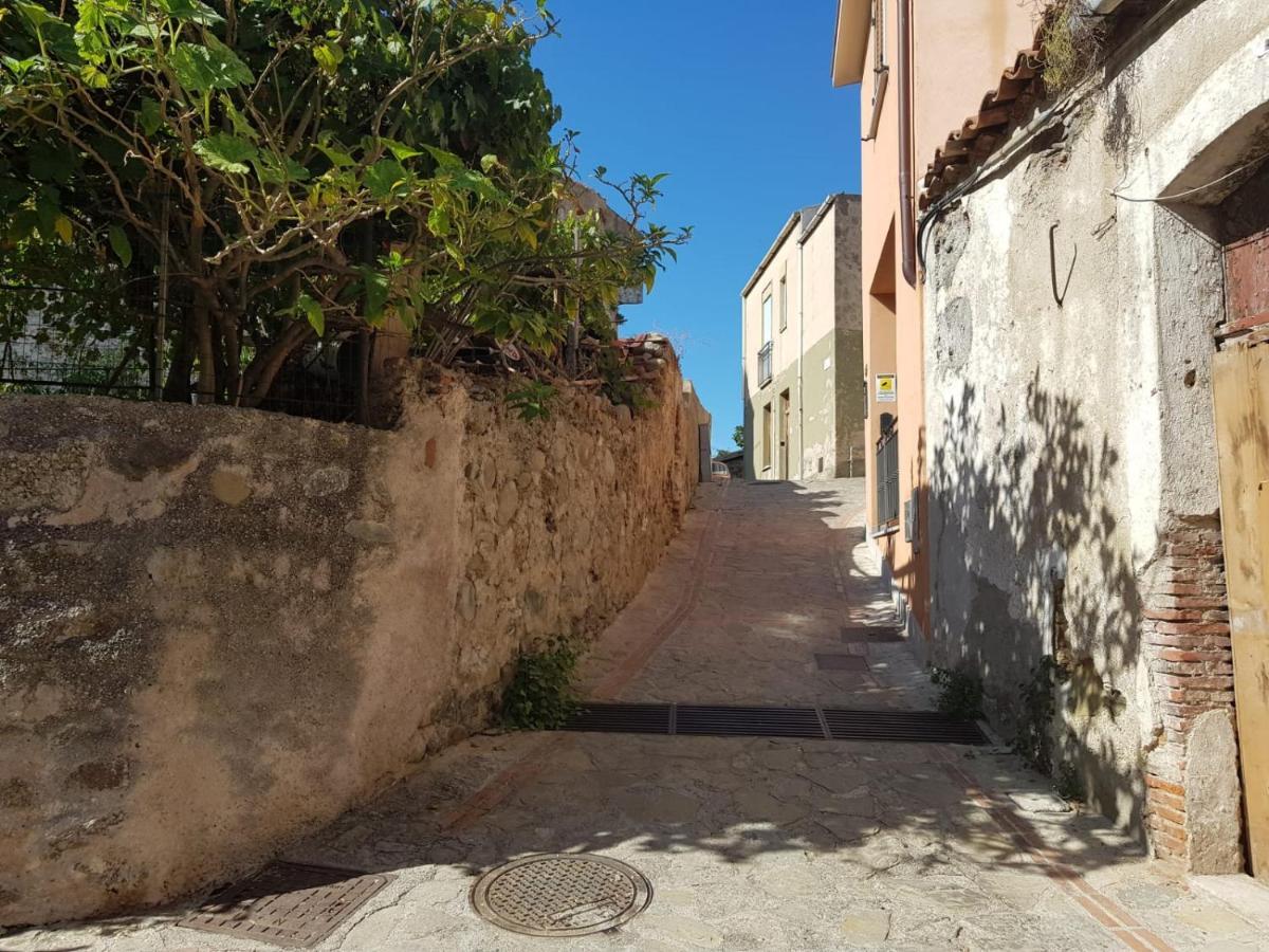 Casa Tranquilla E Luminosa Con Terrazzo A Due Passi Dal Mare Daire Brolo Dış mekan fotoğraf